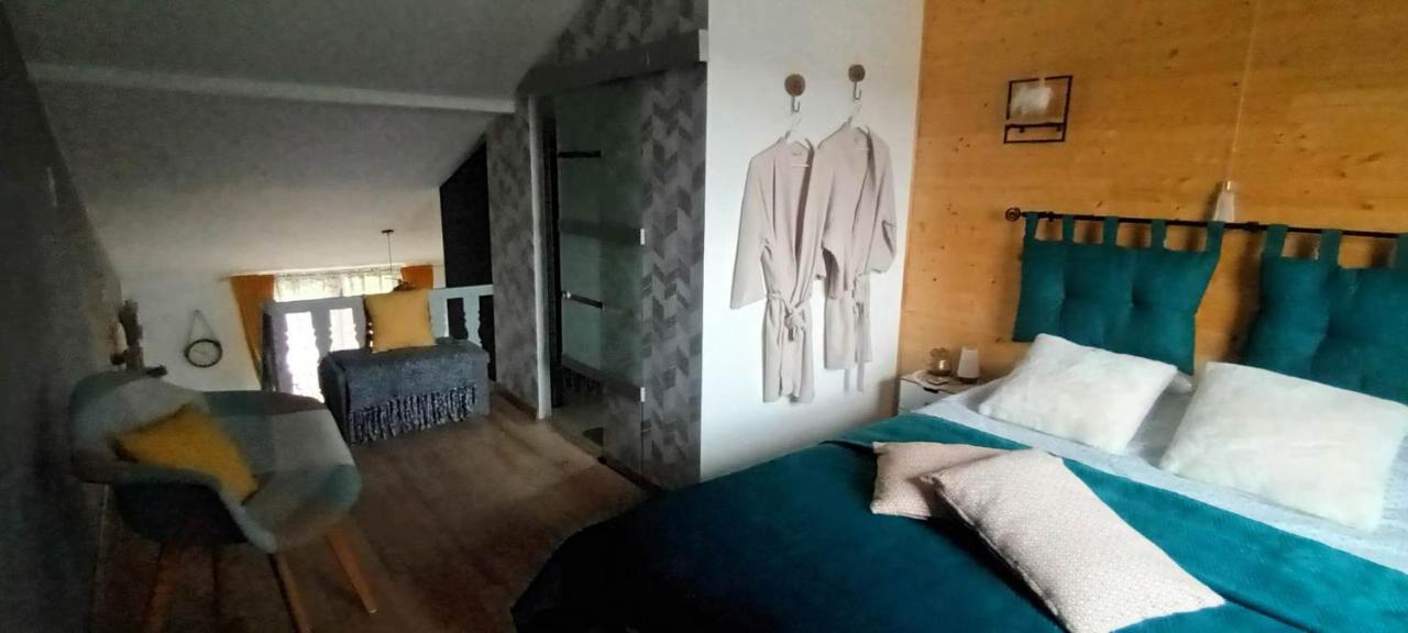 Chez Seb & Lulu, Studio D'Hotes Neufchâteau Esterno foto